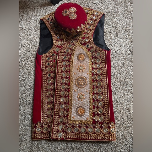 afghan vest - Picture 2 of 2